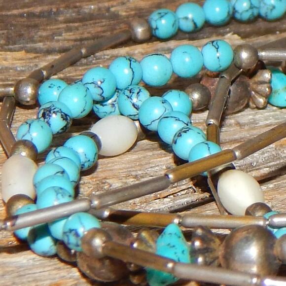 Vintage 2 Tier Turquoise ~MOP ~Silver Necklace - Picture 5 of 8